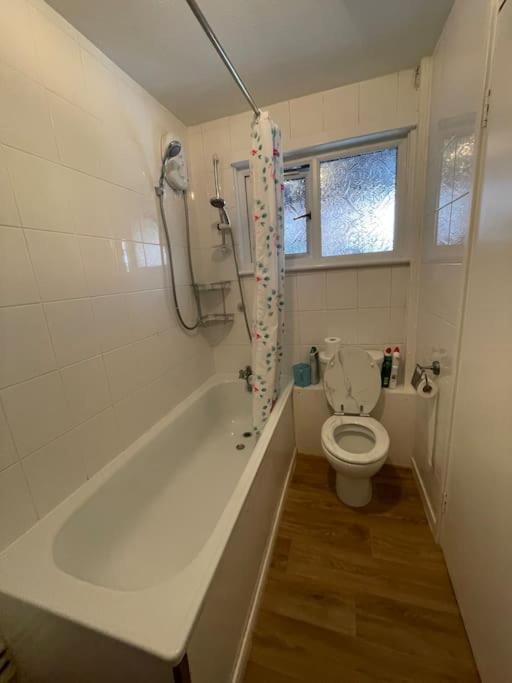 Spacious Bungalow In London, Near Central London, The Excel Centre And The O2, Ideal For Families Kültér fotó