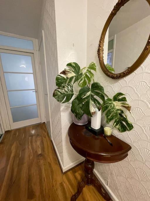 Spacious Bungalow In London, Near Central London, The Excel Centre And The O2, Ideal For Families Kültér fotó